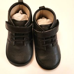 Robeez- Mini Shoez collectio leather shoes